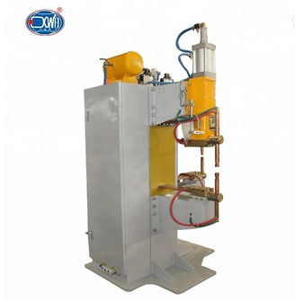 Ein guter Preis. Pneumatische industrielle 125KVA Punktschweissen-Maschine ISO mit Mikrocomputer-Steuerung Online