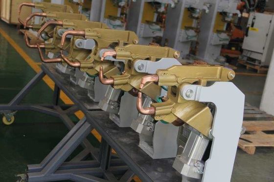 Tragbare Art Roboterpunktschweissen-Gewehr-Zwischenfrequenz 100KVA X